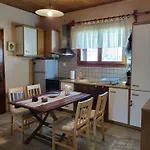 Dom wakacyjny Villa Trifon By Rentalspro - Nea Potidea Halkidiki *